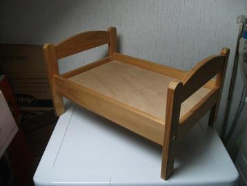 Ikea bedje blank hout beschikbaar voor biedingen