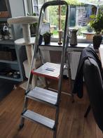 altrex trap 3 treden 60cm prima staat, Doe-het-zelf en Verbouw, Ladders en Trappen, Ophalen of Verzenden, Gebruikt, Minder dan 2 meter