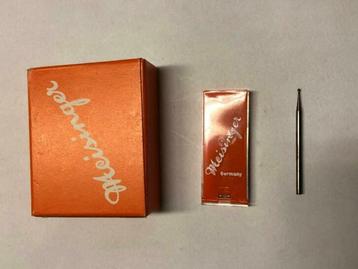 tandheelkundige boor frees nieuw in verpakking beschikbaar voor biedingen