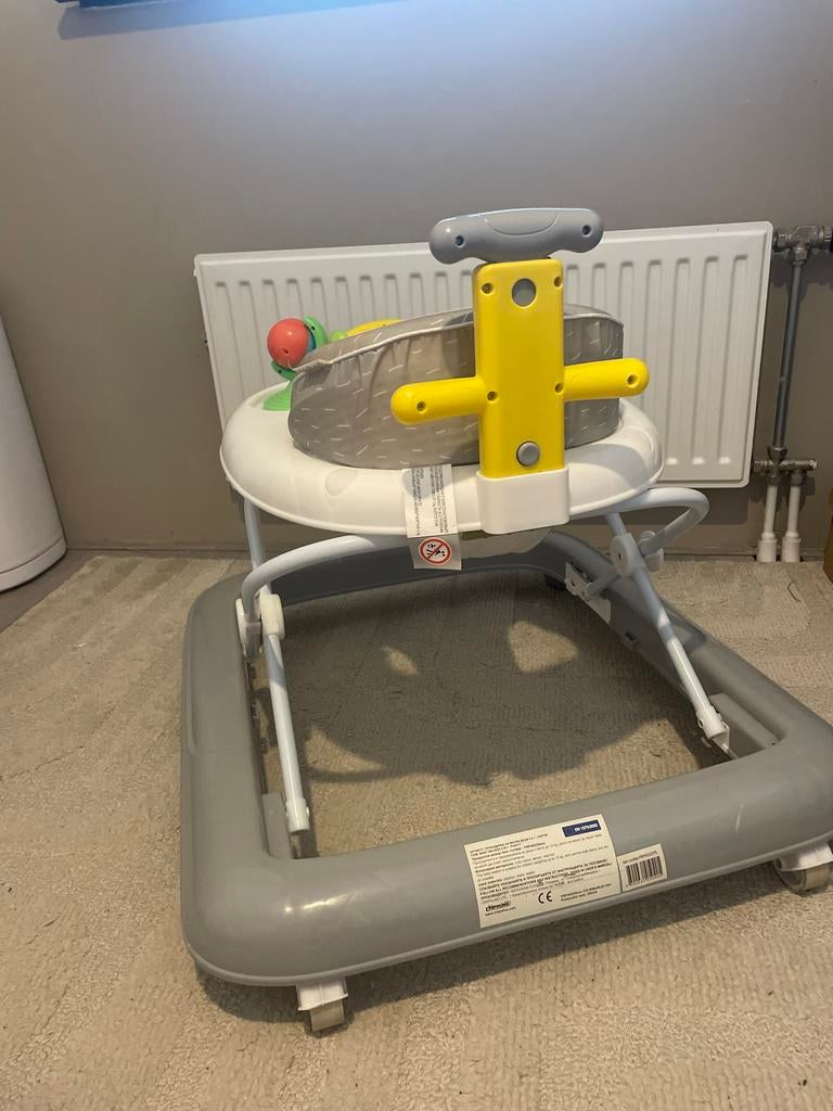Chipolino Loopstoel Baby - Mist Speeltje, Gebruikt, Wipstoel, Met gordel(s) of riempje(s), Ophalen