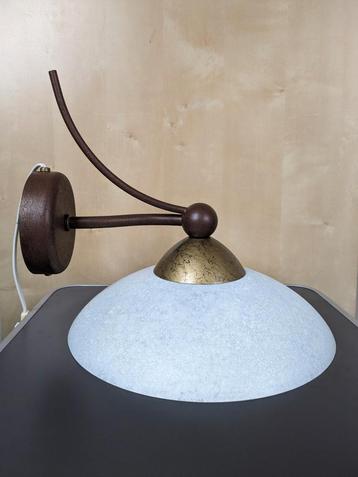Wandlamp beschikbaar voor biedingen