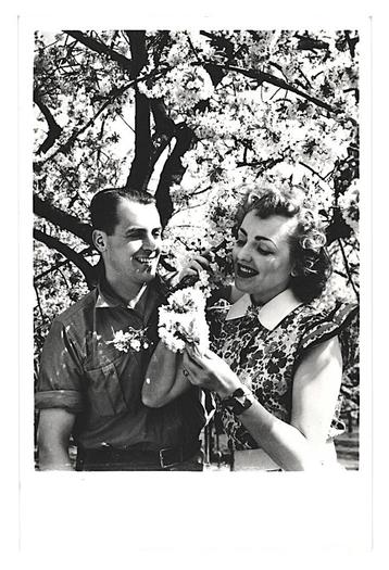 976404 Vintage Fantasie 1955 Man Vrouw Nette oude kaart beschikbaar voor biedingen