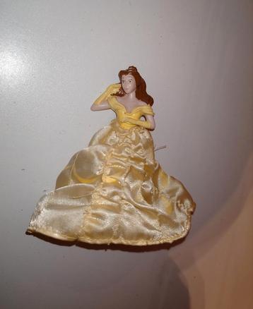 Vintage Disney prinses Belle poppetje figuur figurine beschikbaar voor biedingen