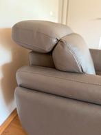Italiaanse leren fauteuil met verstelbare hoofdsteun, Ophalen, 100 tot 125 cm, Leer, Zo goed als nieuw