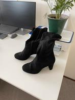 Zwarte suede  dameslaarzen van tamaris maat 39., Tamaris, Hoge laarzen, Zwart, Nieuw