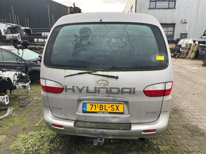 Achterklep van een Hyundai H200 (YK), Auto-onderdelen, Carrosserie en Plaatwerk, Achterklep, Hyundai, Gebruikt, 3 maanden garantie