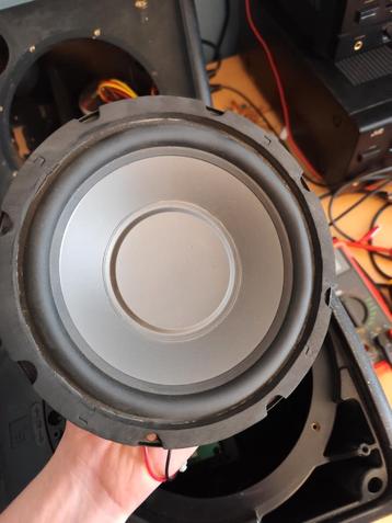 Ehq power 8" subwoofer beschikbaar voor biedingen