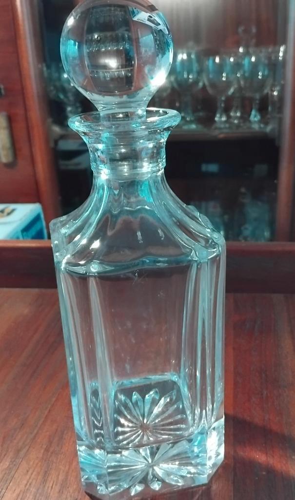 Kristallen Decanteerkaraf met Bolvormige Stop, Antiek en Kunst, Antiek | Glas en Kristal, Ophalen of Verzenden