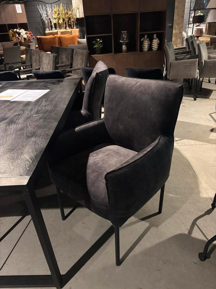 Luxe Eetstoelen Set (4) - Velvet Antraciet - Outlet!, Huis en Inrichting, Stoelen, Nieuw, Vijf, Zes of meer stoelen, Metaal, Grijs