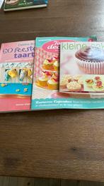 50 feestelijke taarten , kleine cakes taarten decoreren, Ophalen of Verzenden, Zo goed als nieuw, Taarten of Cupcakes, Boek of Tijdschrift