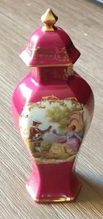 Limoges porselein; grote dekselvaas france, volgnr 6, Ophalen of Verzenden