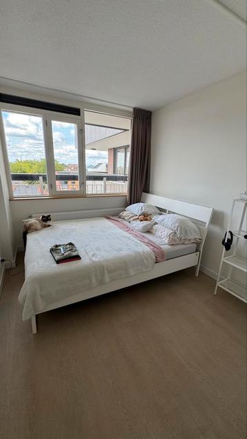 MOET WEG! Wit bed 1.60/2.00 m