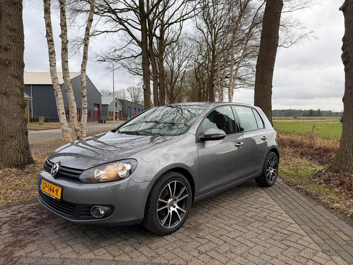 Volkswagen Golf 1.2 TSI 77KW 2011 Grijs Koopje!, Auto's, Volkswagen, Bedrijf, Golf, ABS, Airbags, Airconditioning, Bochtverlichting