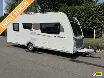 Elddis Affinity 520 Mover,Thule luifel,Alden verw.Oyster sat beschikbaar voor biedingen