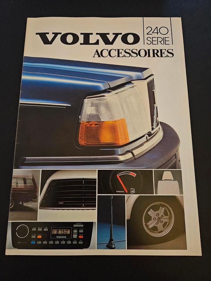 Brochure Volvo 240 accessoires 1982, Boeken, Auto's | Folders en Tijdschriften, Zo goed als nieuw, Volvo, Ophalen of Verzenden