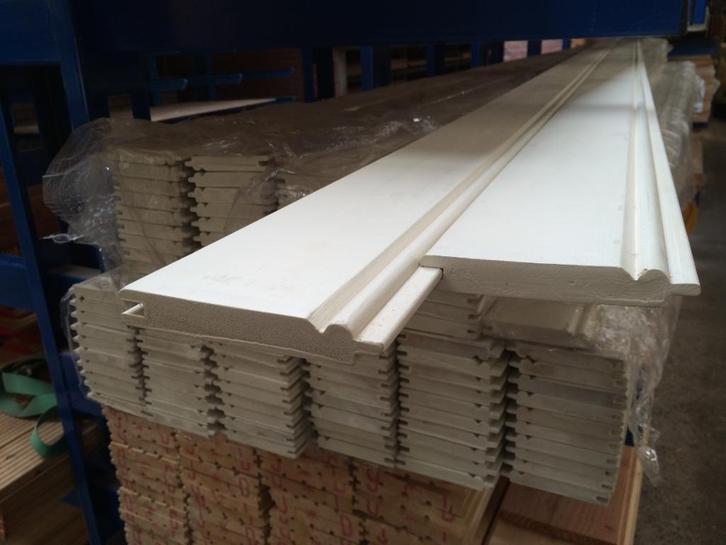 Partij Meranti kraaldelen gegrond wit, Doe-het-zelf en Verbouw, Plinten en Afwerking, Nieuw, Overige typen, Overige materialen