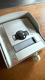 Bticino video deurintercom / buitenpost met camera, Verzenden, Ingebouwde camera, Gebruikt, Bedraad