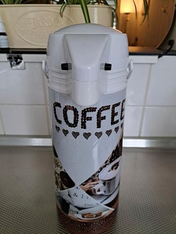 NIEUWE THERMOSKAN 1 LTR.VOOR 5.00 EURO beschikbaar voor biedingen