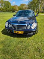 Mercedes E-Klasse 1.8 E200 Kompr Sedan AUT 2007 Blauw, Auto's, Mercedes-Benz, Te koop, Geïmporteerd, 5 stoelen, 1515 kg