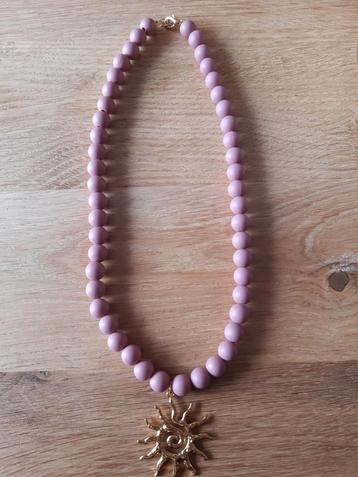 Kralen ketting  beschikbaar voor biedingen