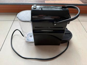Nespresso magimix zwart koffiemachine beschikbaar voor biedingen