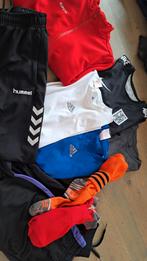 Voetbalkleding pakket jongen adidas puma kipstra 140, Kinderen en Baby's, Kinderkleding | Maat 140, Ophalen of Verzenden, Zo goed als nieuw