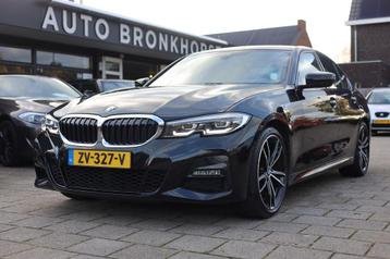 BMW 3-serie 320i AUTOMAAT | M SPORT | LEDER | CAMERA | 19 IN beschikbaar voor biedingen