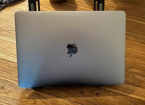 Apple MacBook Pro 2017 Touchbar, Computers en Software, Apple Macbooks, Zo goed als nieuw, 13 inch, 2 tot 3 Ghz, Qwerty, Ophalen