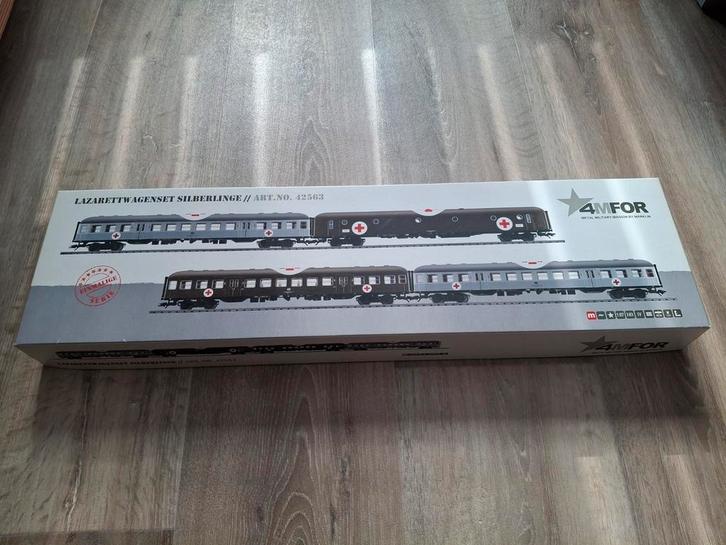 Marklïn HO 42563 4MFOR set hospitaal wagons Bundeswher DB, Hobby en Vrije tijd, Modeltreinen | H0, Zo goed als nieuw, Wagon, Wisselstroom