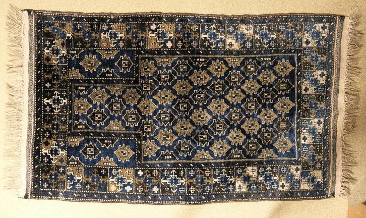 Antiek Perzisch Beloudj tapijt, Huis en Inrichting, Stoffering | Tapijten en Kleden, Gebruikt, Minder dan 50 cm, 100 tot 150 cm