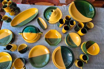 Tunesisch servies beschikbaar voor biedingen