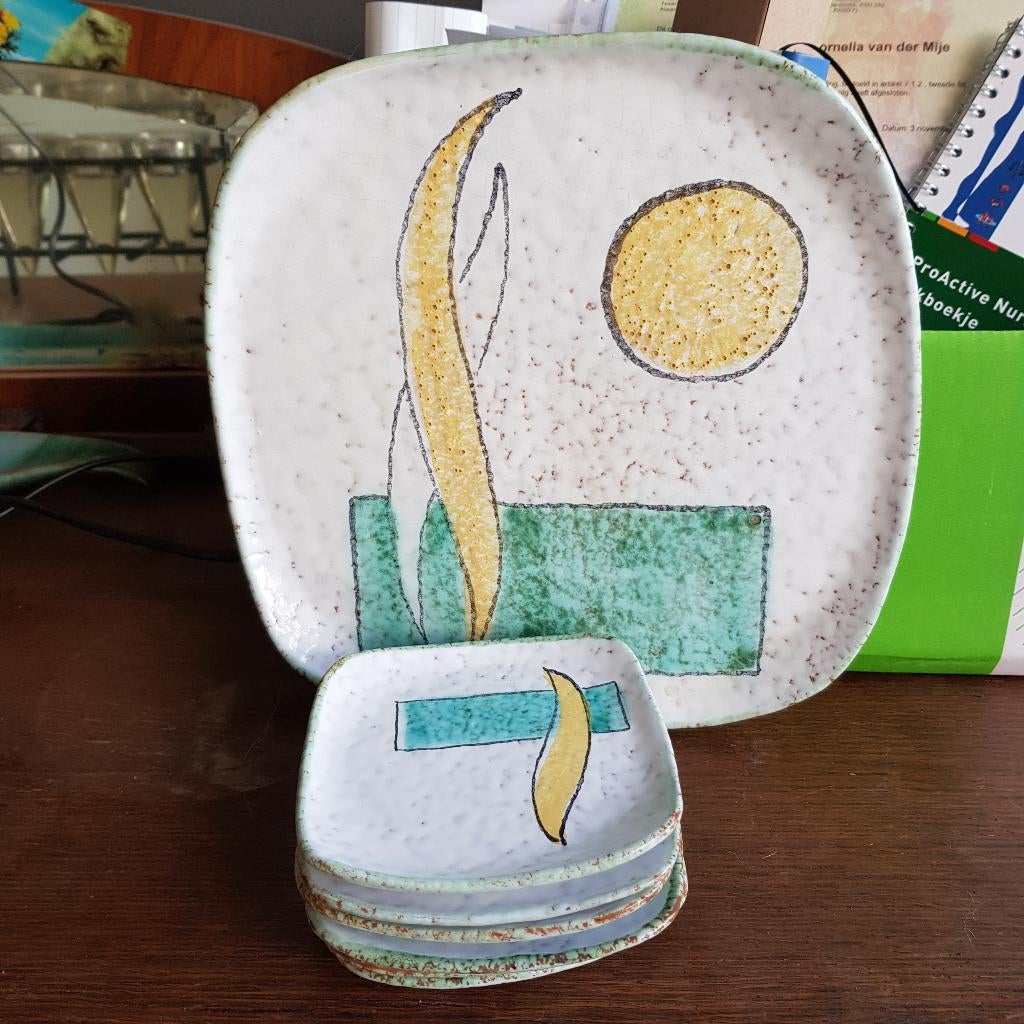 vintage gebakstel, Huis en Inrichting, Keuken | Servies, Overige materialen, Overige typen, Ophalen of Verzenden, Zo goed als nieuw