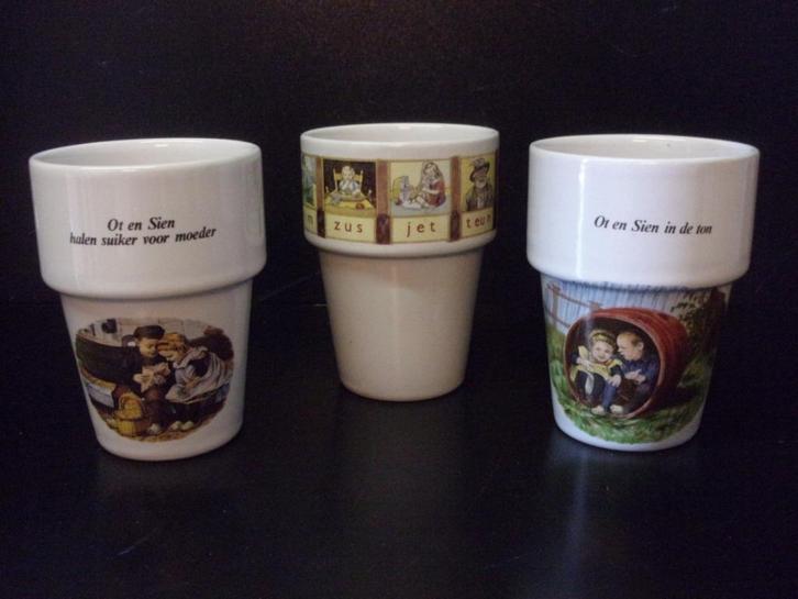 DOOS VOL Ot en Sien Porselein  (NIEUW)  ZIE OMSCHRIJVING, Verzamelen, Overige Verzamelen, Nieuw, Verzenden