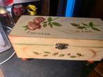 Houten Theekistje met Rozen, Ophalen of Verzenden, Gebruikt, Overige houtsoorten, Minder dan 50 cm