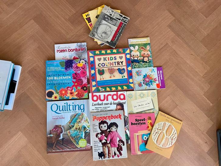 Handwerkboeken Collectie - Naaien, Borduren, Haken, Boeken, Hobby en Vrije tijd, Gelezen, Borduren en Naaien, Geschikt voor kinderen