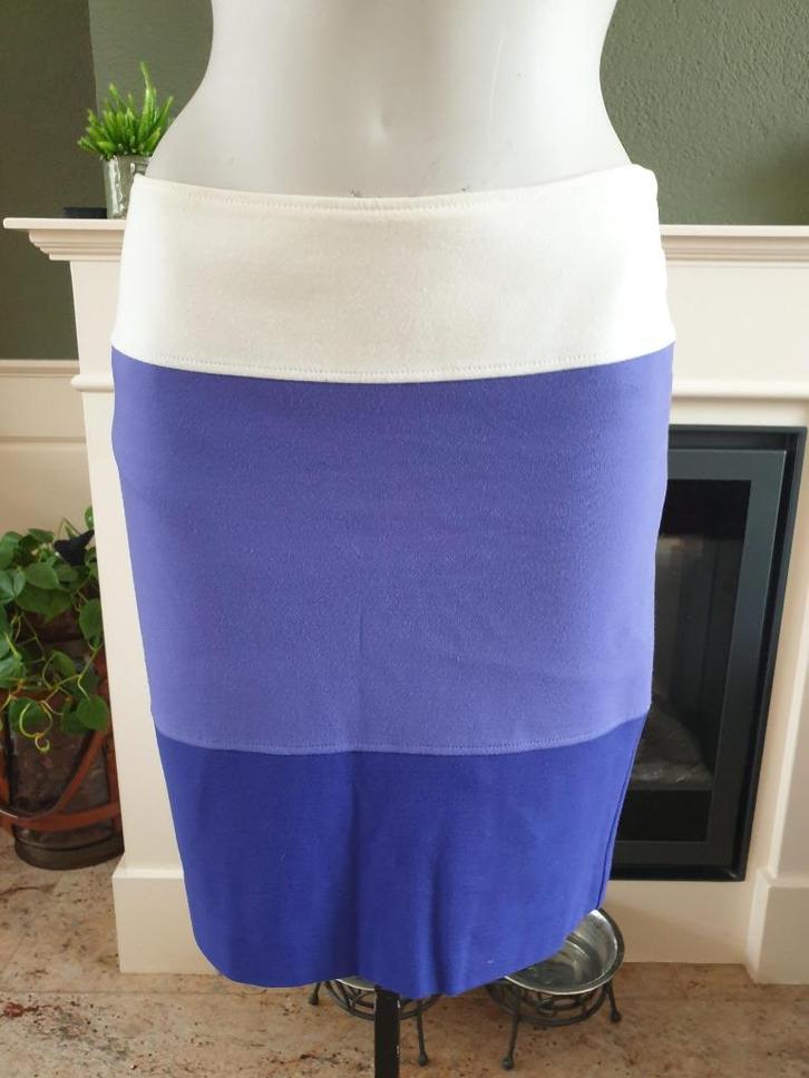Claudia Strater leuke paars lila crème rok mt S 36 gratis V., Kleding | Dames, Rokken, Zo goed als nieuw, Maat 36 (S), Paars, Knielengte