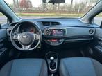 Toyota Yaris 1.0 VVT-i Aspiration Climate/Camera/Navi/El.ram, Auto's, Toyota, Euro 5, Stof, Gebruikt, 750 kg