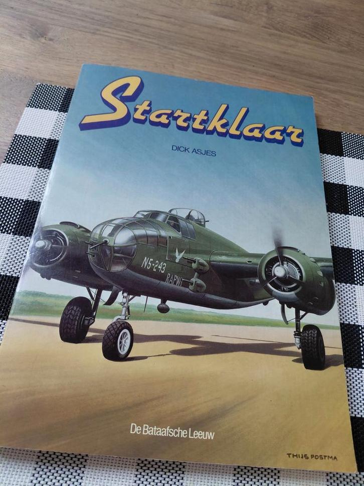 Dick asjes startklaar, Boeken, Oorlog en Militair, Gelezen, Ophalen of Verzenden