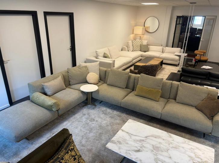 Flexform Softdream 278x375cm stof Cat. Extra cotton viscose, Huis en Inrichting, Banken | Voetenbanken en Poefen, Zo goed als nieuw