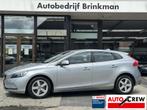 VOLVO V40 2.0 D4 190PK Summum Business, Auto's, Voorwielaandrijving, Euro 5, Gebruikt, Zwart