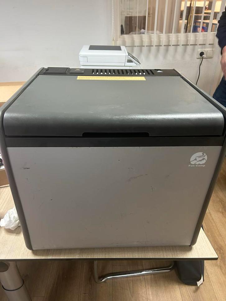 Fun Camp Koelbox - Electra, 12V & Gas, Caravans en Kamperen, Koelboxen, Gebruikt, Koelbox, Elektrisch, Ophalen