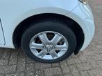 Toyota IQ 1.0 VVTi Comfort AIRCO LMV, Stof, Gebruikt, 4 stoelen, Handgeschakeld