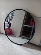 Ronde spiegel met zwarte lijst diameter 60 cm., Rond, Ophalen of Verzenden, Zo goed als nieuw, Minder dan 100 cm