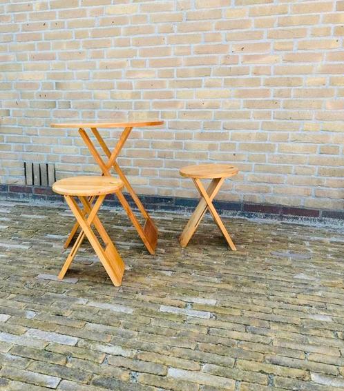 Uniek 80’s design,  Adrian Reed, tafel + krukjes, Antiek en Kunst, Kunst | Designobjecten, Ophalen
