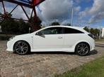 Opel Astra 2.0 GTC OPC Turbo Nürburgring Edition #210/853, Auto's, Voorwielaandrijving, 4 cilinders, Wit, Handgeschakeld