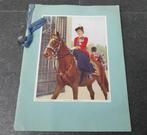 Queen Elizabeth II Coronation souvenir blotter book, Ophalen of Verzenden, Gebruikt, Buitenland, Overige typen