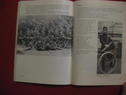 Nederlands Legermuseum Naslagwerk Armamentaria., Verzamelen, Militaria | Tweede Wereldoorlog, Landmacht, Boek of Tijdschrift, Nederland