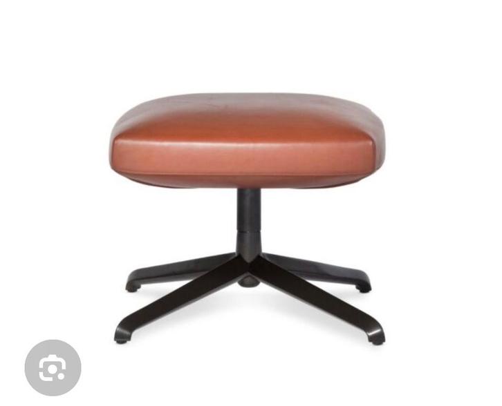 Design Nosto Poef/Voetenbank Echt Leer, Huis en Inrichting, Fauteuils, Zo goed als nieuw, Leer, Minder dan 50 cm, Minder dan 75 cm