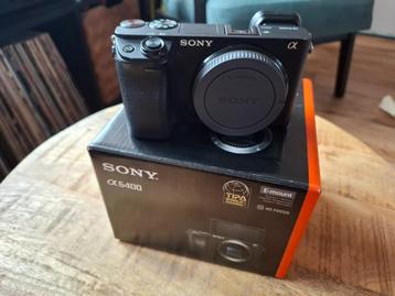 Sony A6400 systeemcamera + NP-FW50 baterij beschikbaar voor biedingen