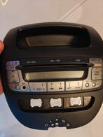 Originele autoradio voor Peugeot 107, Citroën C1 of Toyota, Auto diversen, Autoradio's, Ophalen, Zo goed als nieuw